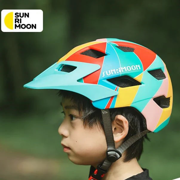 Sunrimoon børnehjelm Letvægts med LED lys