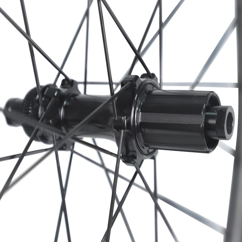 Rinos Premium Carbon Hjulsæt