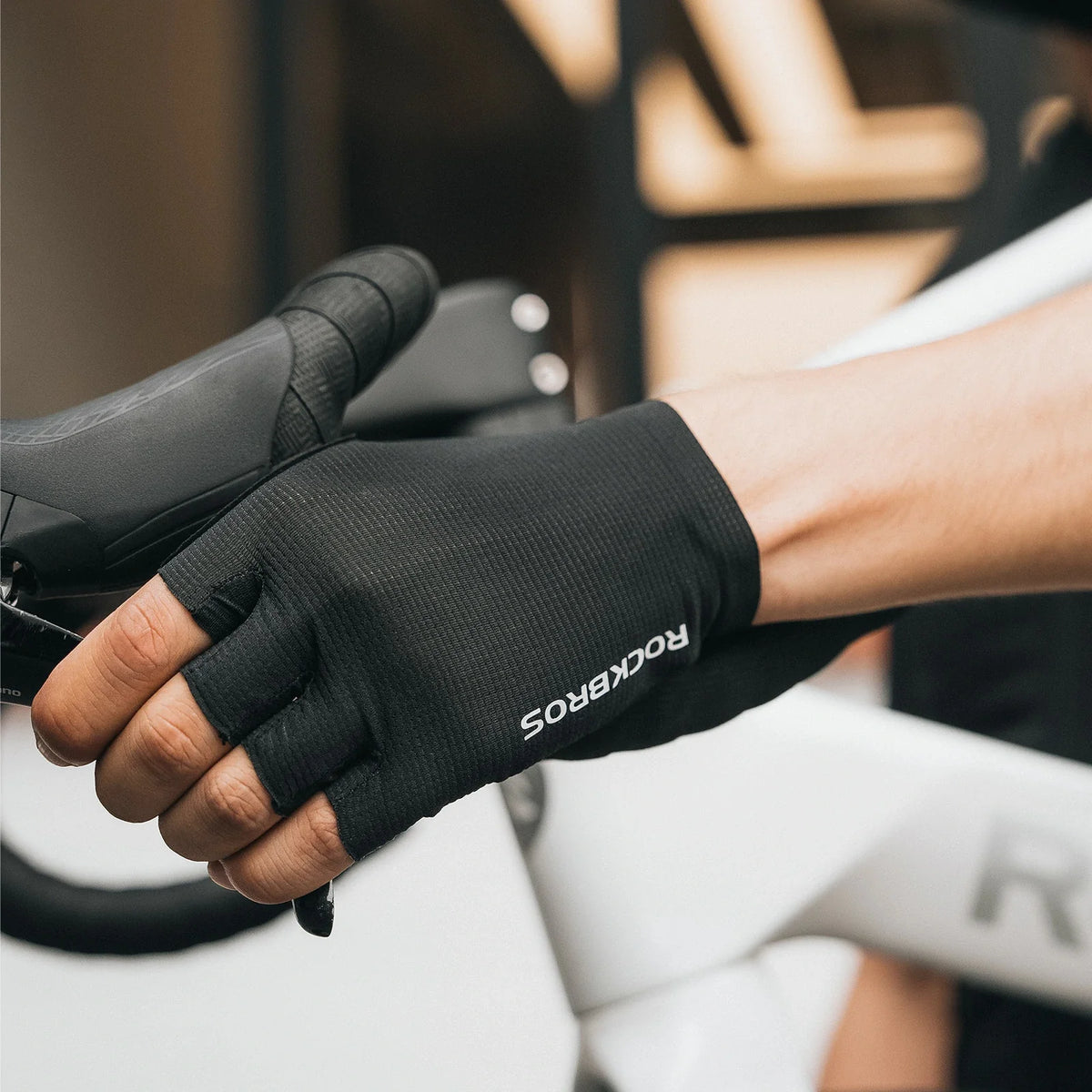 ROCKBROS Cykelhandsker halvfinger med støddæmpende SBR-polstring - S396